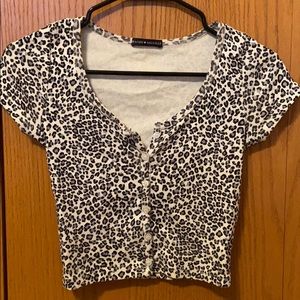 brandy melville cheetah button up t-shirt